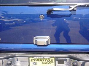 Накладка на ручку багажника хромированная для Chevrolet Tahoe / Suburban 2000-2006